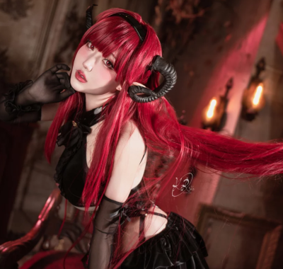 美图欣赏丨Coser切切celia:NO.037-兴登堡 Hindenburg[38P-130.4M]