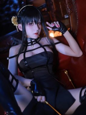 美图欣赏丨Coser桜满三时:NO.003-约尔礼服[46P-418.2M]