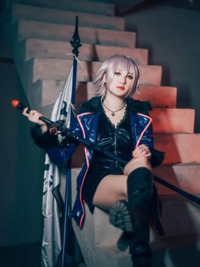 不只是Cosplay!Sameki镜头下的[更衣人偶坠入爱河的利兹],40P展现灵魂之美