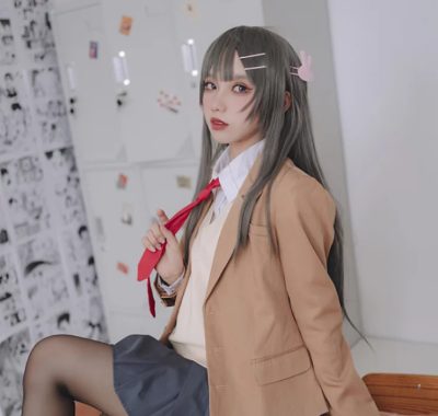 COS图集丨Coser果咩酱w:NO.043-麻衣校服[30P-229.3M]